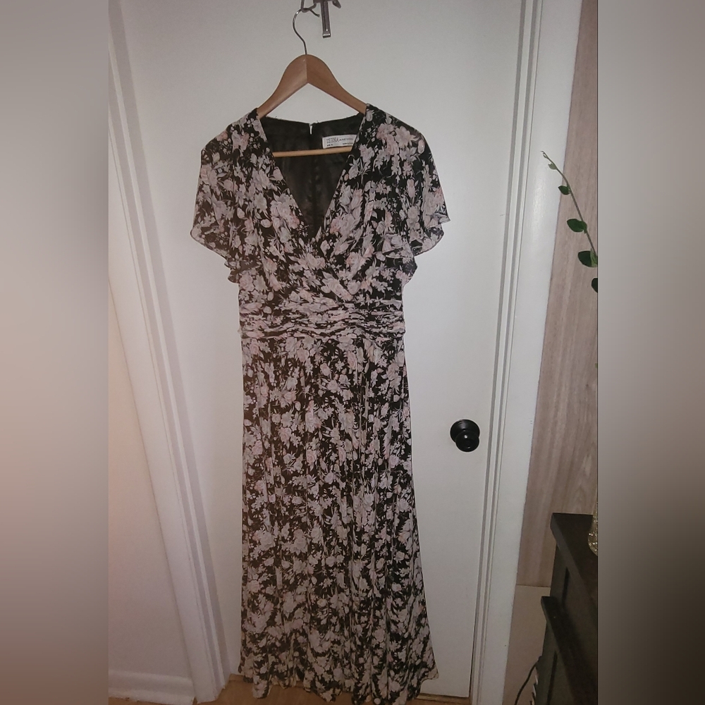 Mac Duggal Floral Print Flutter Sleeve A Line Dress Gown Black  Size 10